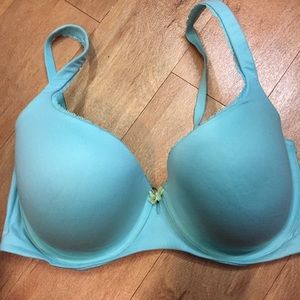 Victoria’s Secret Demi bra 34DDD